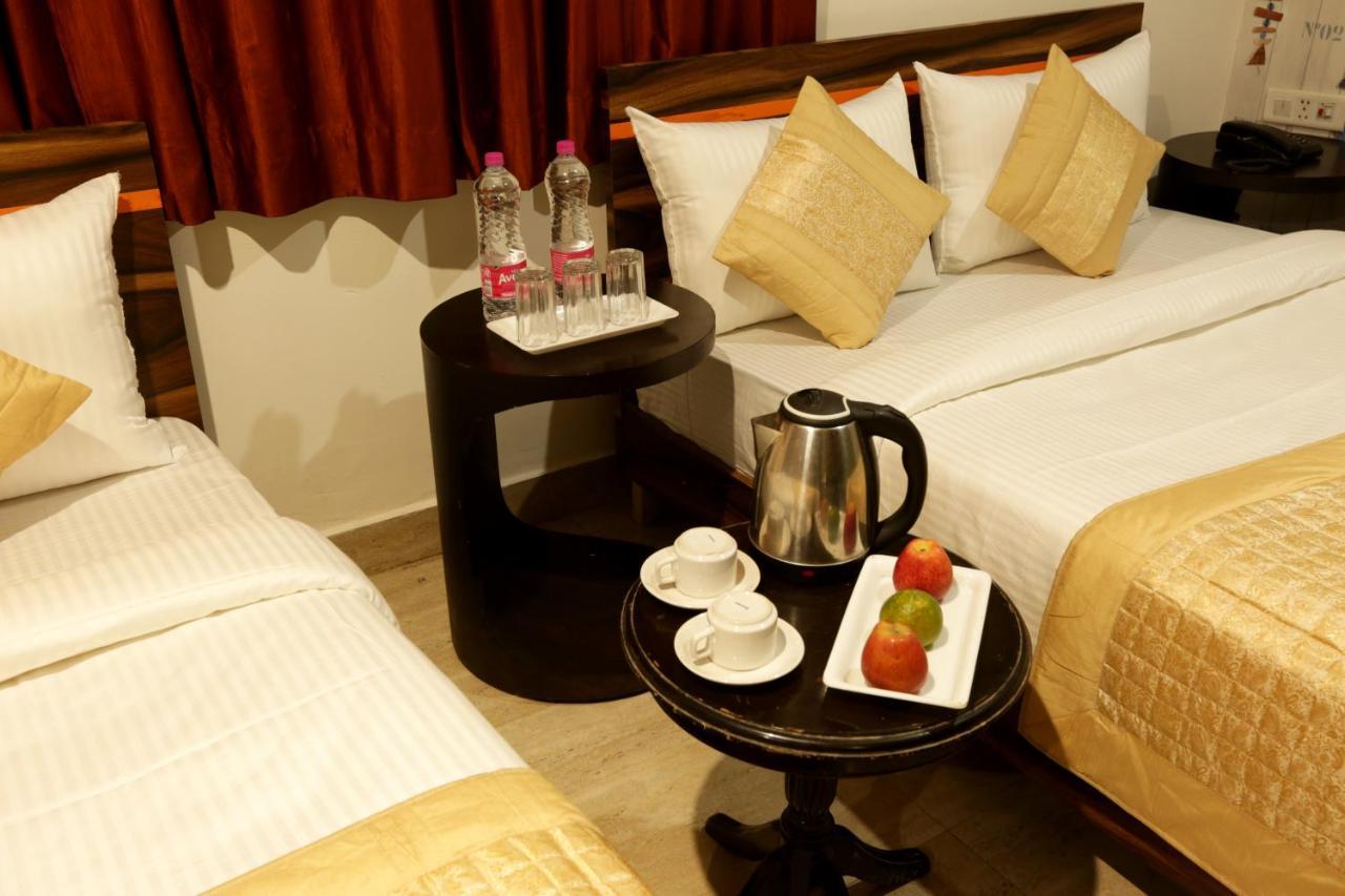 Hotel Airport Star New Delhi Buitenkant foto