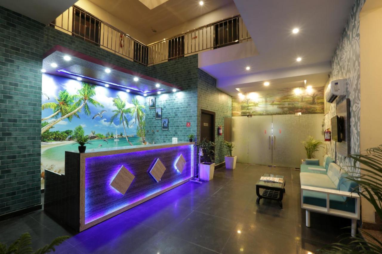 Hotel Airport Star New Delhi Buitenkant foto